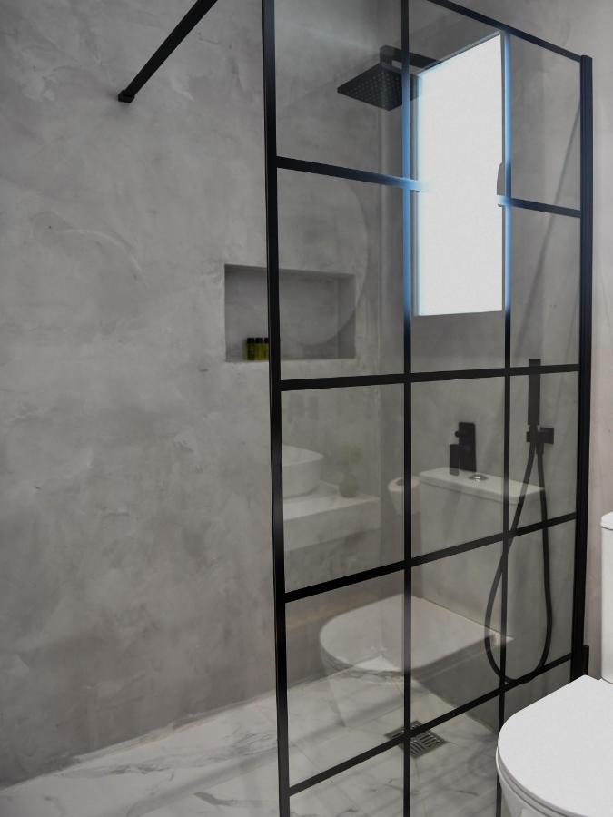 The Room, Suite 14, Leda Gardens Pafos Exterior foto