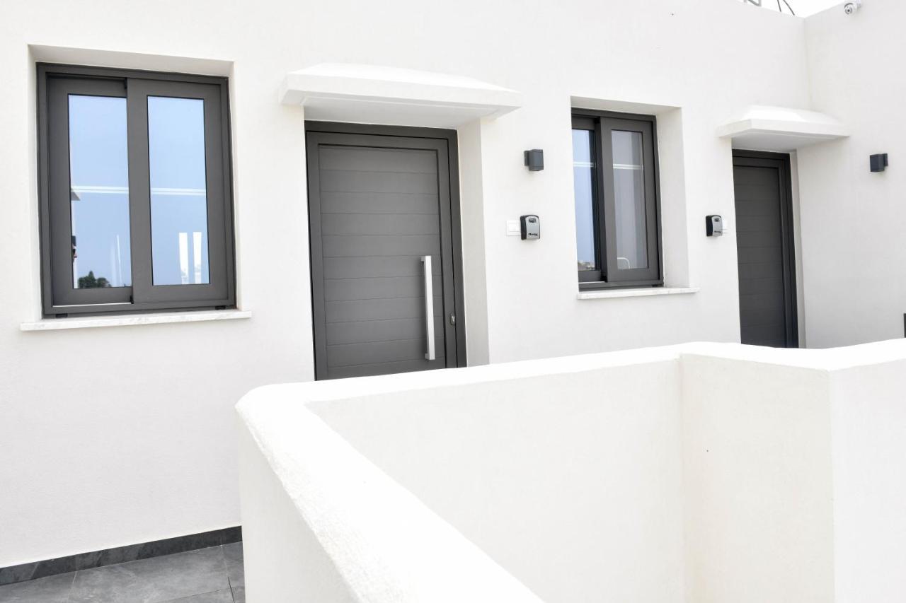 The Room, Suite 14, Leda Gardens Pafos Exterior foto
